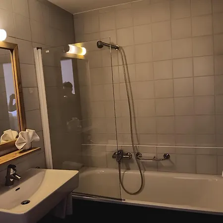 The River Pearl Apartment *